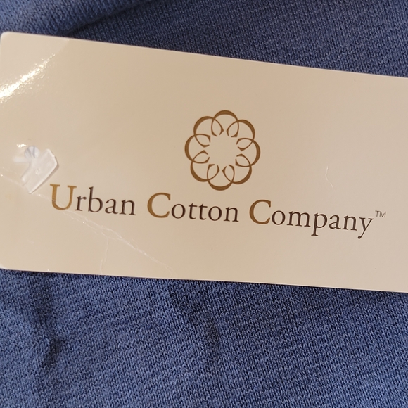 Women's Blue Sleeveless Sweater Shell Top Plus Size - Picture 13 of 13